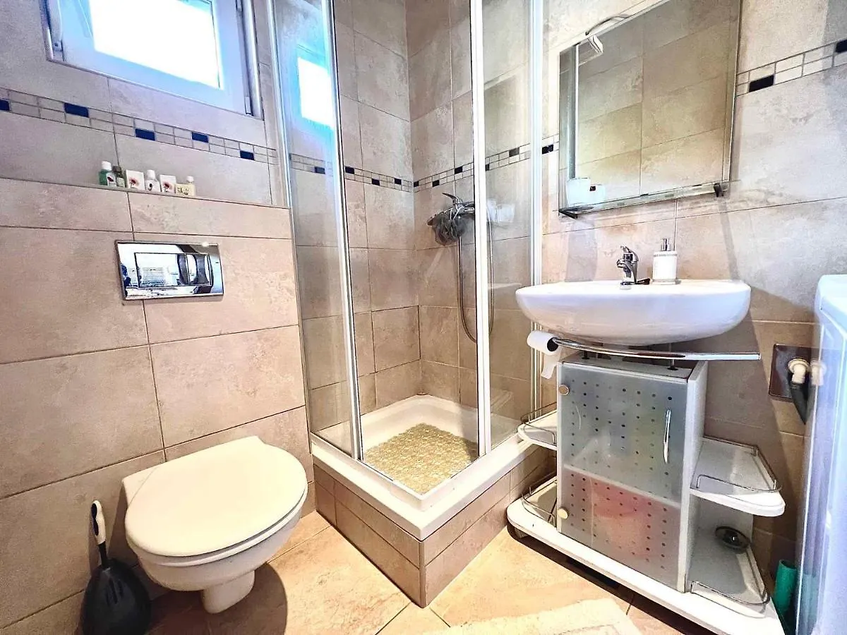 Apartment In Jadranovo 44072 Croatia