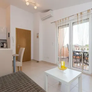  Apartman Janja